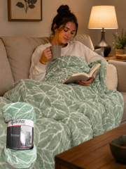 Ultra-Soft Plush Throw Blanket – Sage Green Leaf Pattern, 50" x 60"